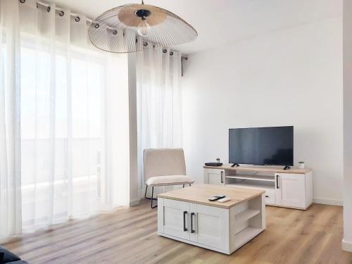 Superbe T3 moderne vue mer avec parking, climatisation, piscine