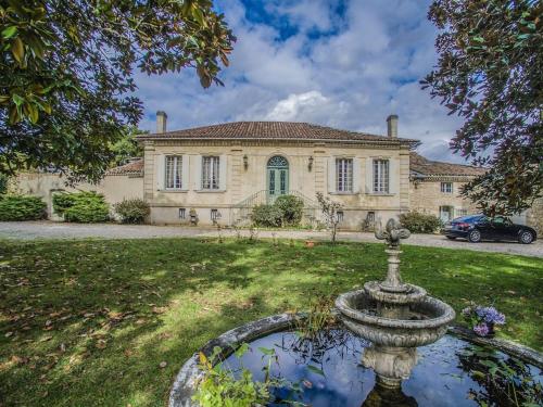 New - Stunning historic manor 15 mn from Bordeaux