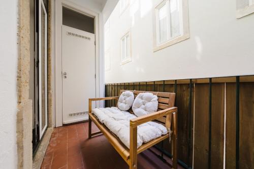 Beautiful 41BR wAC - in Heart of Lisbon