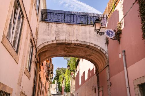 Beautiful 41BR wAC - in Heart of Lisbon
