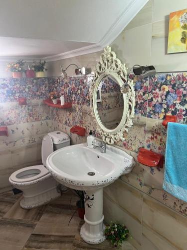 Villa à Bouanan Tétouanにあるバスルーム
