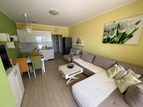 Kuchyň nebo kuchyňský kout v ubytování Lux Apartment Vidovic