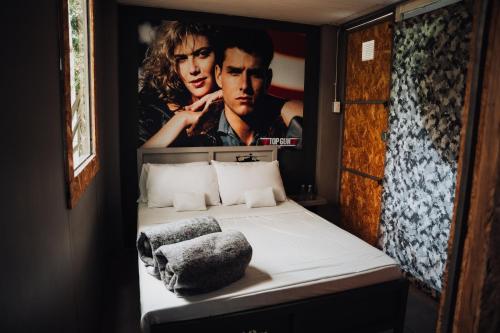 Una cama o camas en una habitación de Redwood Salento