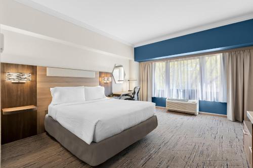 Postel nebo postele na pokoji v ubytování Holiday Inn Express Princeton Southeast by IHG