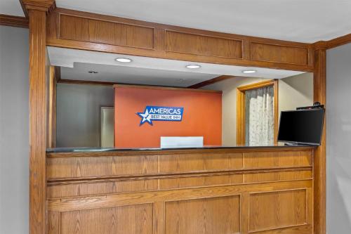 Lobi atau kawasan kaunter penerimaan di Americas Best Value Inn Grayson