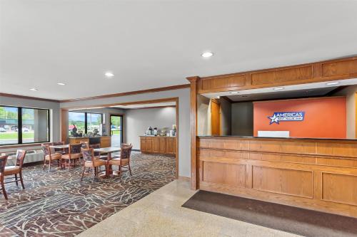 Ruang duduk di Americas Best Value Inn Grayson