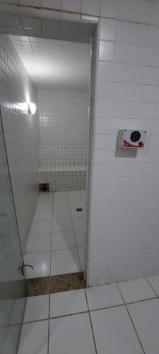 Splendido Niterói Quarto Aconchegante com Banheiro Só Seu - Anfitrião mora no localにあるバスルーム