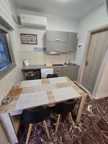 Una cocina o zona de cocina en Luxury Angel Apartments 2