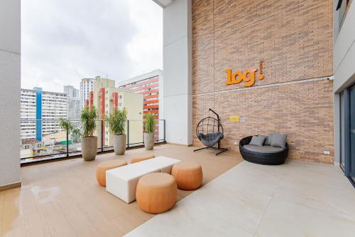 Gambar di galeri bagi Log! | Rooftop com vista, coworking, garagem e localização imbatível | Gonzaga Stays di Curitiba