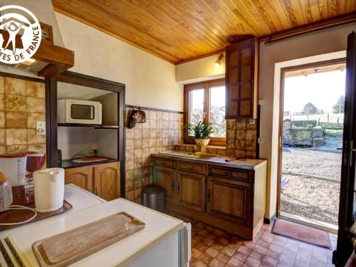 Fotografie z fotogalerie ubytování Gîte charmant et rustique à St-Chamond - FR-1-496-41 v destinaci Saint-Chamond