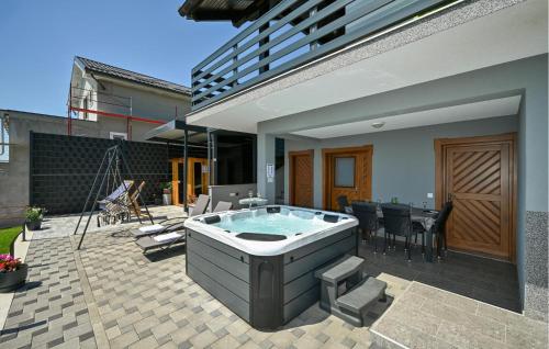 Φωτογραφία από το άλμπουμ του Stunning Home In Veliko Trgovisce σε Veliko Trgovišće