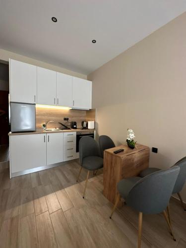 Klelia Central Apartment