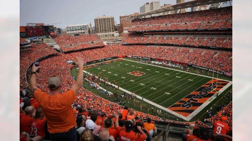 Galeri foto CBD OTR 1BR Gym Pool Stadium View di Cincinnati