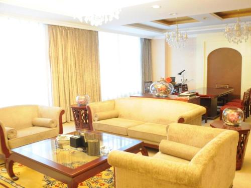 Area soggiorno di Urumqi Tianyuan Hotel