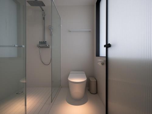 Ένα μπάνιο στο Almeta Designer Hotel