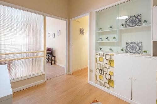 Spacious 3 BRs Apartment, steps to Joao's station