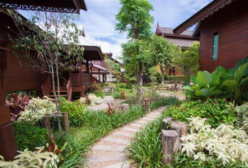 Zahrada ubytování Huan Aumpron Resort