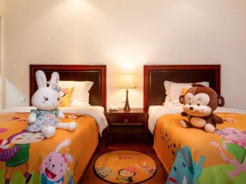 Letto o letti in una camera di Hongzhushan Hotel Mount Emei
