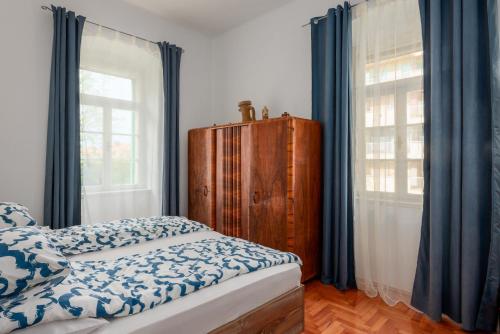 Top Location Downtown & Beach Bacvice Apartment