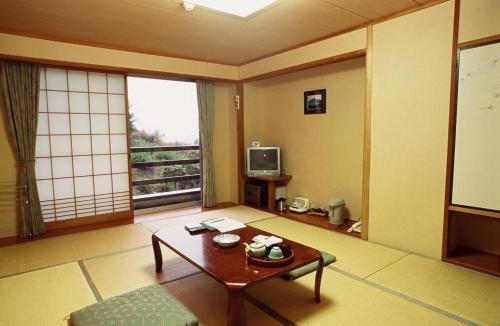 Televisyen dan/atau pusat hiburan di Yufuin Onsen Yufuin Nanairo no Kaze
