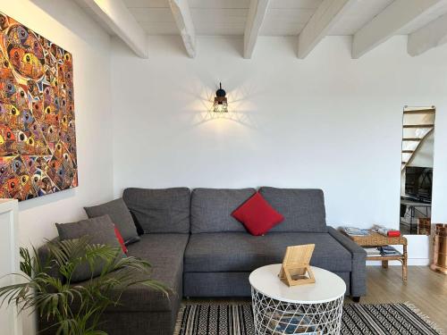 Photo de la galerie de l'établissement Duplex rénové avec vue exceptionnelle sur le port d’Erquy, à Erquy