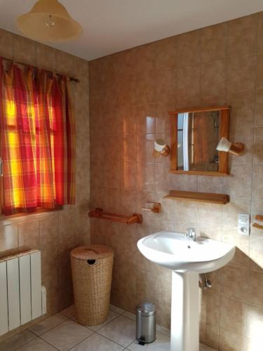Ένα μπάνιο στο Chalet Mi'Loup, tout confort, à Plainfaing