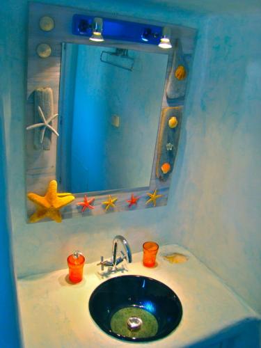Gambar di galeri bagi Ethereal Apartments di Agrari