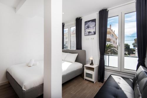NEW SOLYMAR SQUARE APARTMENT next to Beach
