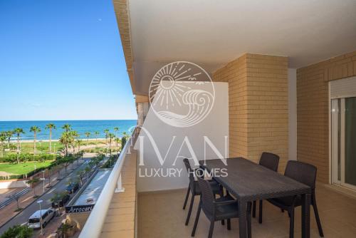 Casa Azul Ivan Luxury Homes 4ªPlta Norte 1ªLinea