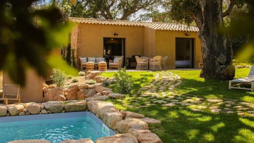 Domaine de Gialla Bergerie Quercia, 2 pers, piscine chauffée, 10 mn plage