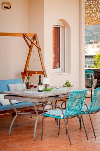 THE VERANDA OF CHANIA