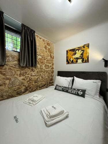 Charming 2BR Basement near Akropolis Athens by Kozy Koala