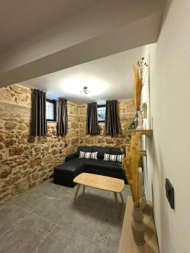Charming 2BR Basement near Akropolis Athens by Kozy Koala