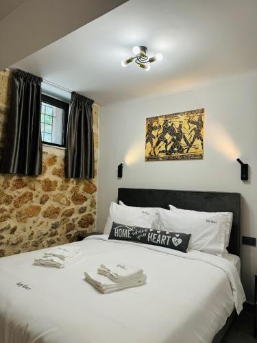 Charming 2BR Basement near Akropolis Athens by Kozy Koala