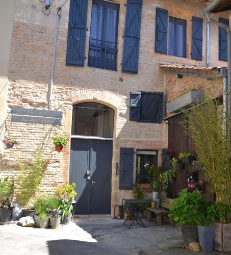 Το κτήριο όπου στεγάζεται  το bed & breakfast