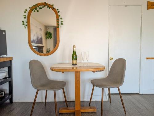 Φωτογραφία από το άλμπουμ του Studio 14 - 2 min du Bord de l'eau Foyer & Barbecue σε Sainte-Anne-de-Beaupré