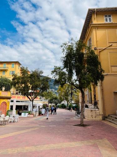 T4 Old Town Menton - Mer-Cœur de la Piétonne