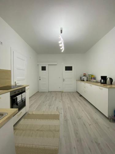 Kuchyň nebo kuchyňský kout v ubytování Hotel Rheinblick