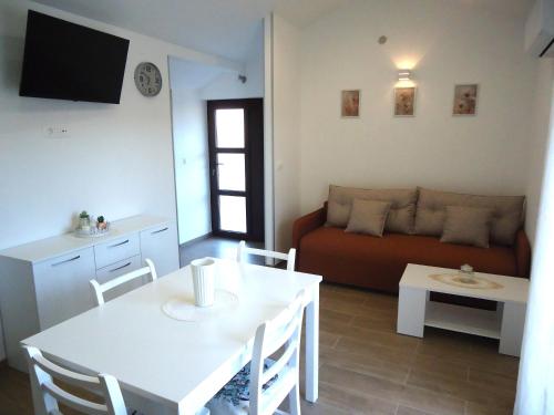 Posedenie v ubytovaní Apartments Zlata