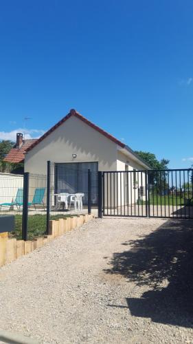 La petite maison dans la pâture