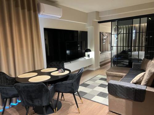 Cleopatra Luxury City C3 Apartment