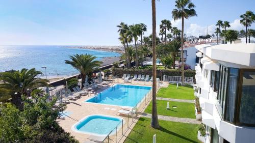 Salt Apartments Reina Sol