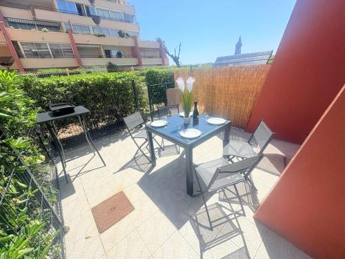 Le Toucan, Front de mer -1 min des plages