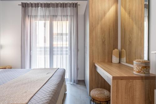 Кровать или кровати в номере Brand new flat near de bosset bridge, Argostoli
