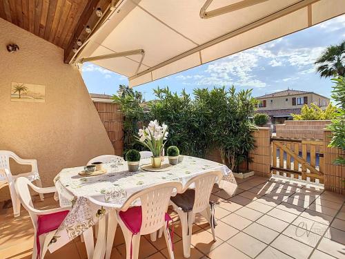 Maison Rayon du Soleil dans résidence privée avec piscine