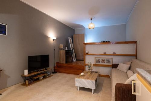 Behind the Sea Kitries