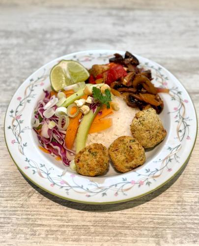 a plate of food with vegetables on a table at Entre Midi - Maison d'Hôtes - B&B in Capestang