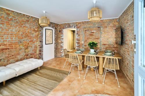 Urban Base Apartment for 9 in Berlin Mitte photo 3