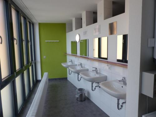 Koupelna v ubytování Inselhostel