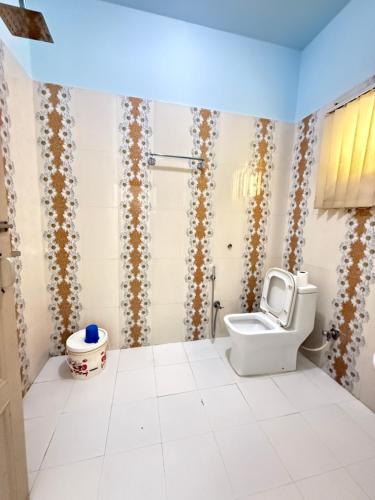 Salle de bains dans l'établissement Hotel Mantra and Adventure